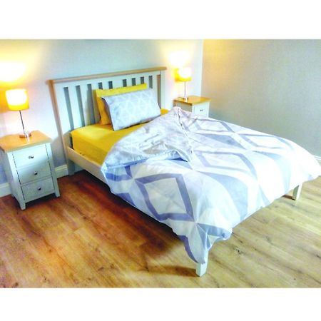 Number 25 Self Catering Apartments Ederney Ardess Ngoại thất bức ảnh