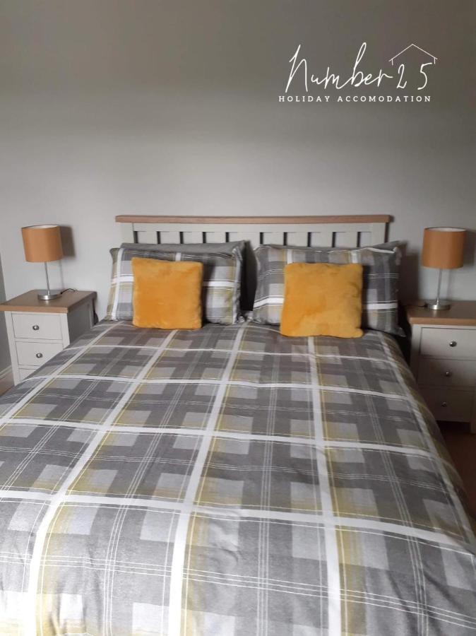 Number 25 Self Catering Apartments Ederney Ardess Ngoại thất bức ảnh