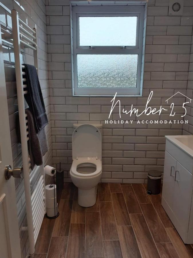 Number 25 Self Catering Apartments Ederney Ardess Ngoại thất bức ảnh